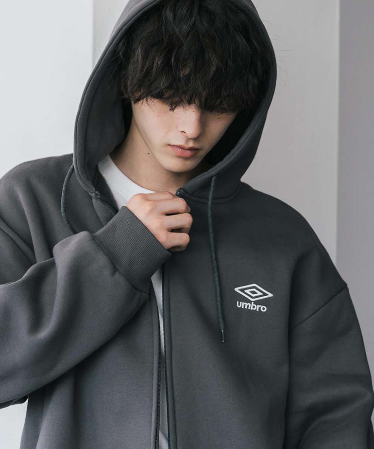umbro770924.jpg
