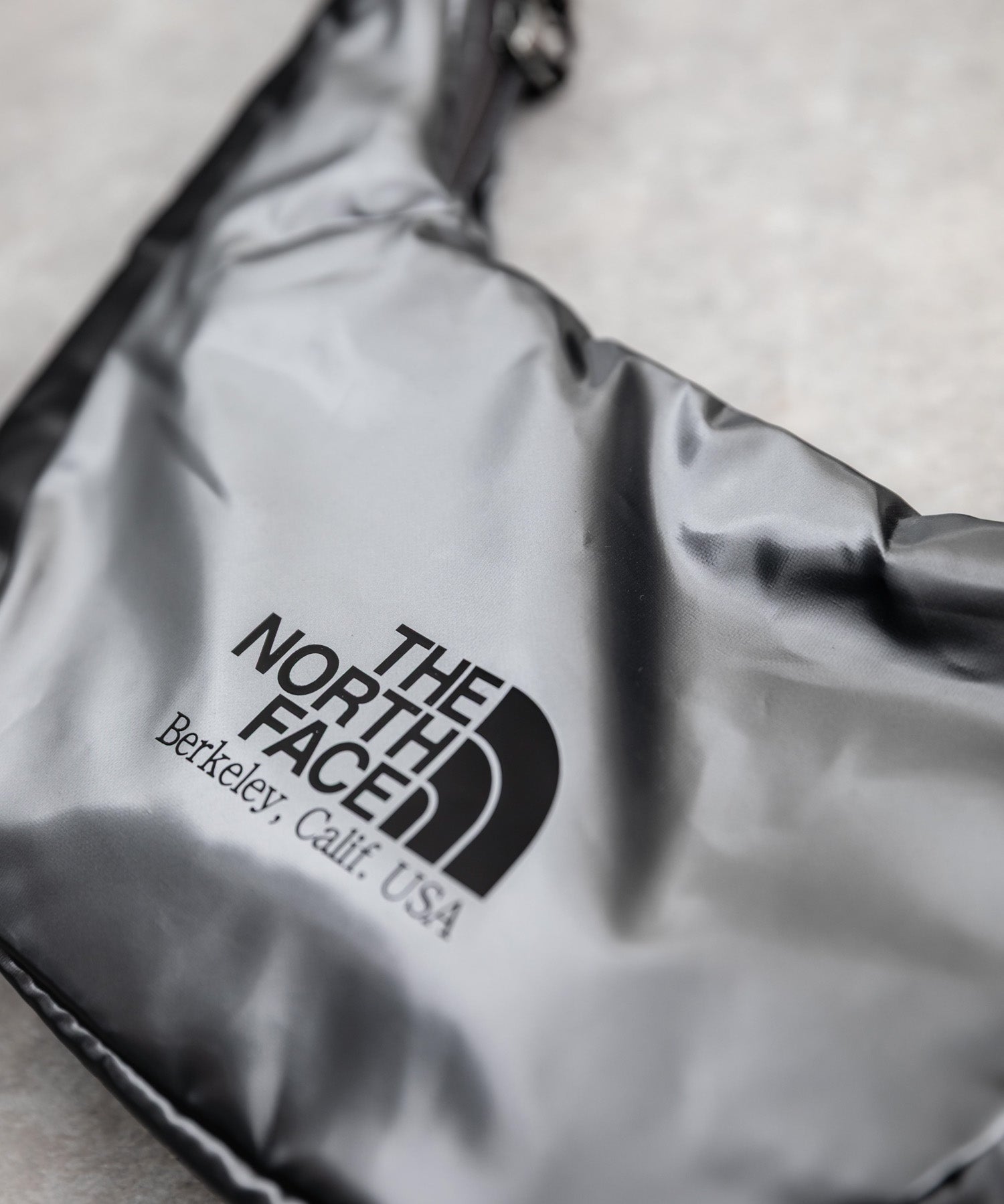 日本未展開モデル THE NORTH FACE ザ・ノースフェイス WHITE LABEL ホワイトレーベル HOBO BAG MINI 2WAYショルダーバッグ/ハンドバッグ 16355