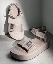 THE NORTH FACE W SKEENA SANDAL PLATFORM オンライン限定 ワンポイントロゴボリュームソール厚底スポーツサンダル 16220