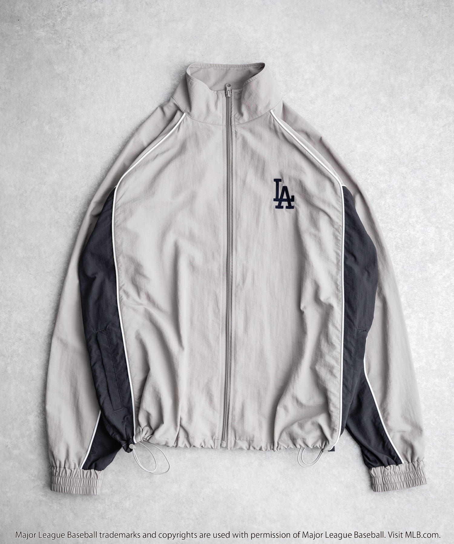 MLB メジャーリーグベースボール NYY LAD SD 別注 オーバーサイズ ナイロントラックジャケット/ワンポイントロゴ刺繍スタンドネックブルゾン 16321