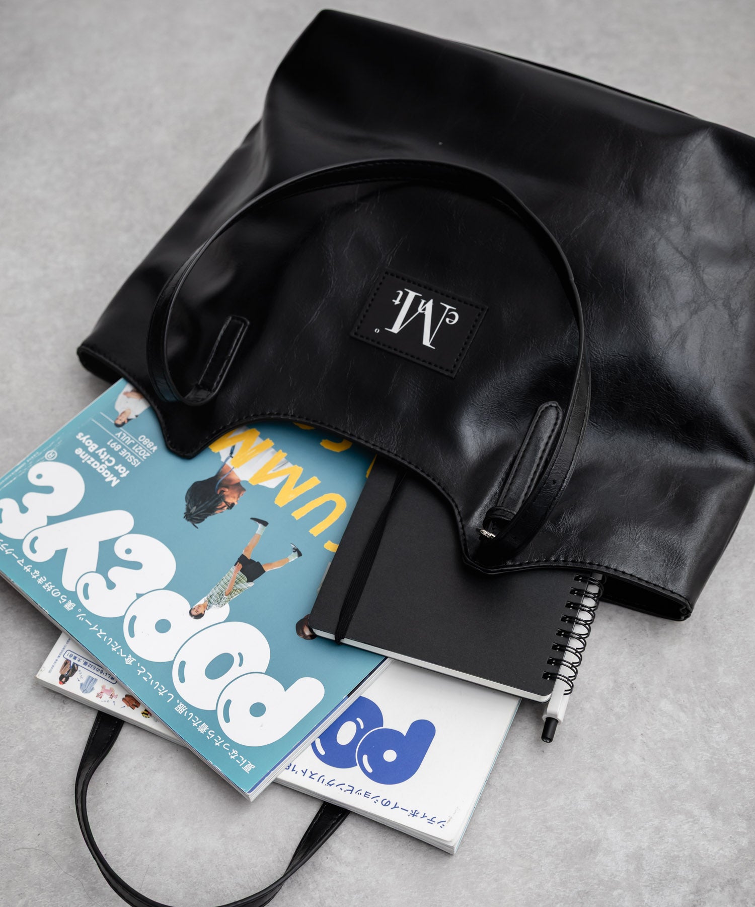 MUCENT ムセント ARMAND FRONT BUCKLE LEATHER SHOULDER BAG UNISEX PU