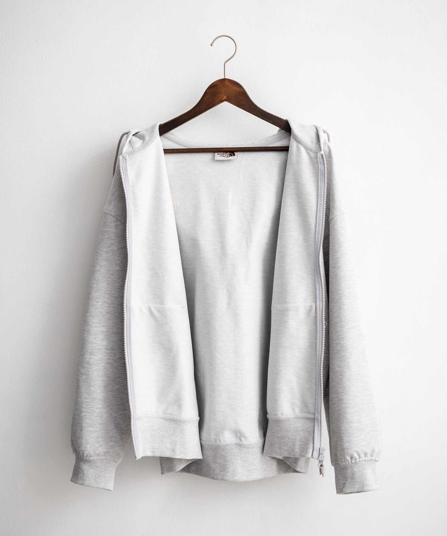 日本未展開モデル THE NORTH FACE ザ・ノースフェイス WHITE LABEL ホワイトレーベル ESSENTIAL HOOD ZIP UP エッセンシャルフードジップアップパーカー 15154