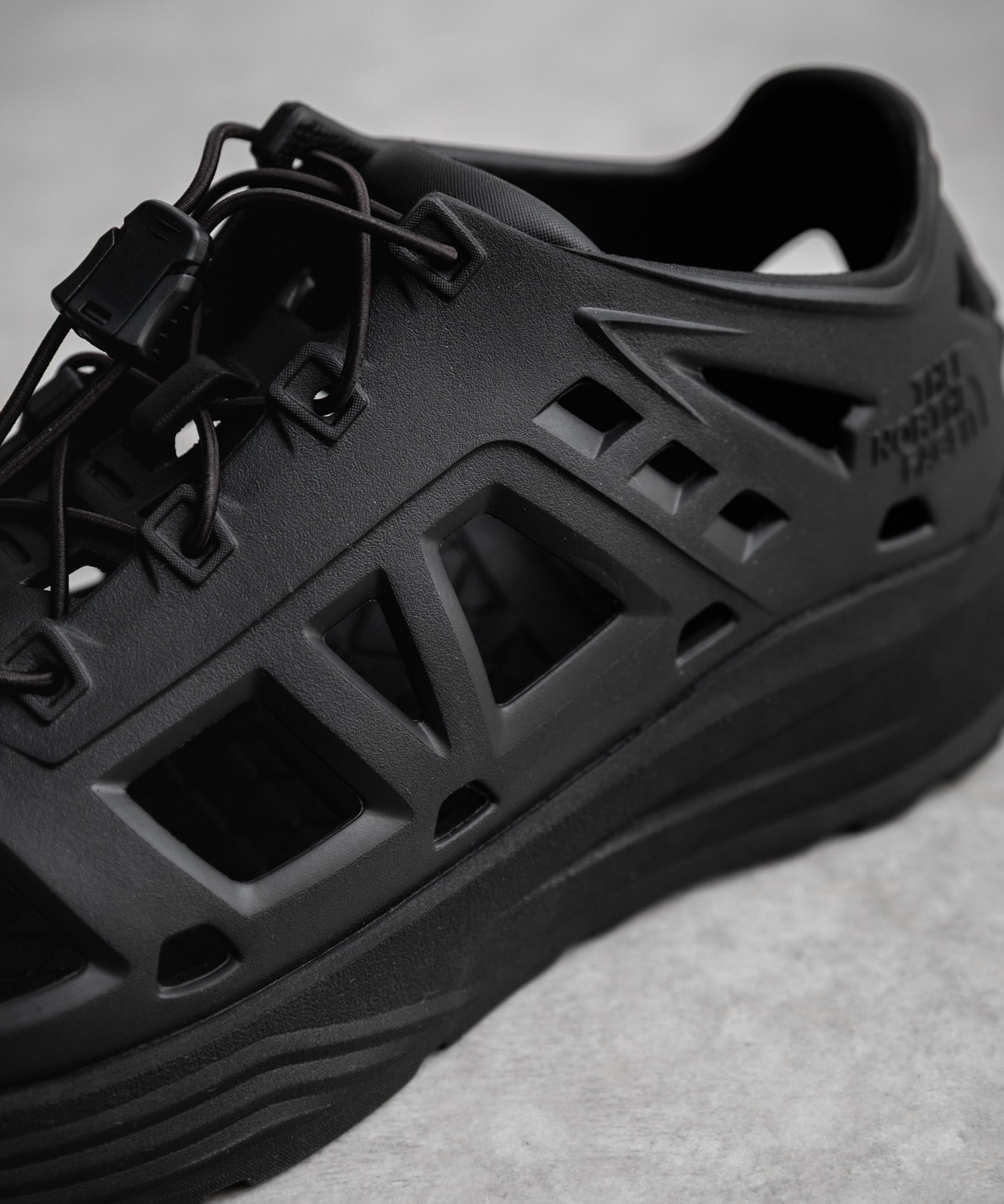 THE NORTH FACE WHITE LABEL RE-ACTIV SNEAKER スニーカースポーツサンダル 16165
