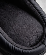 【SUBU/スブ】 サンダル F-line/ワンポイントロゴ刺繍モックシューズスリッポンスリッパ 15384