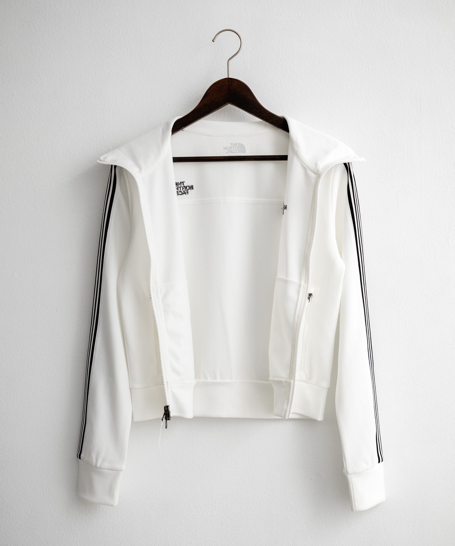 日本未展開モデル WHITE LABEL THE NORTH FACE W'S TNF TRACK JACKET 袖ラインショート丈トラックジャケット ジップパーカー 15532