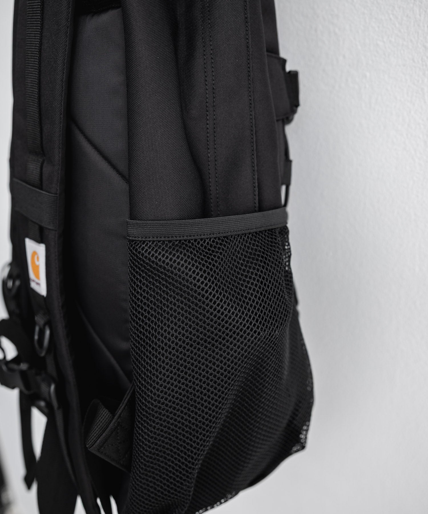Carhartt カーハート KICKFLIP BACKPACK 撥水ワンポイントロゴバックパック  16396