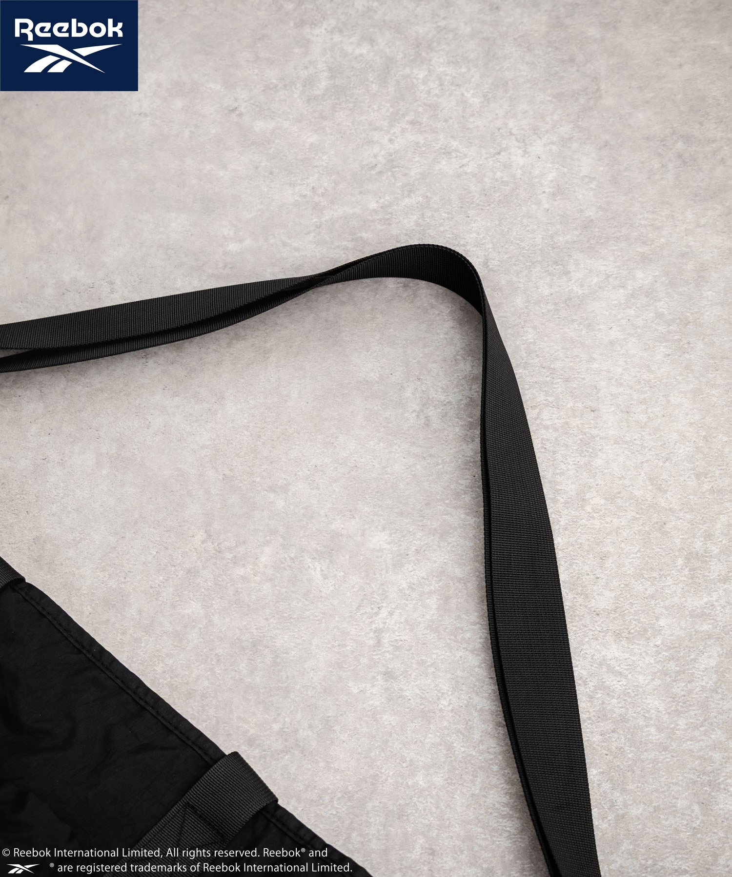 Reebok ドローストリングロゴ刺繍2WAYショルダートートナイロンバッグ 14842