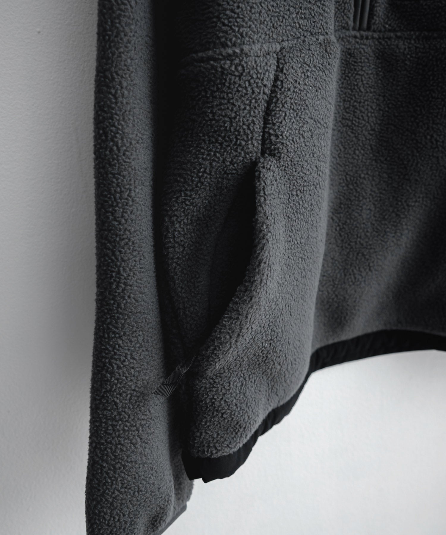 THE NORTH FACE ザ・ノースフェイス Men's Yumiori Off Peak 1/2 Zip Jacket ワンポイントロゴ刺繍ハーフジップ長袖フリースプルオーバー 16245