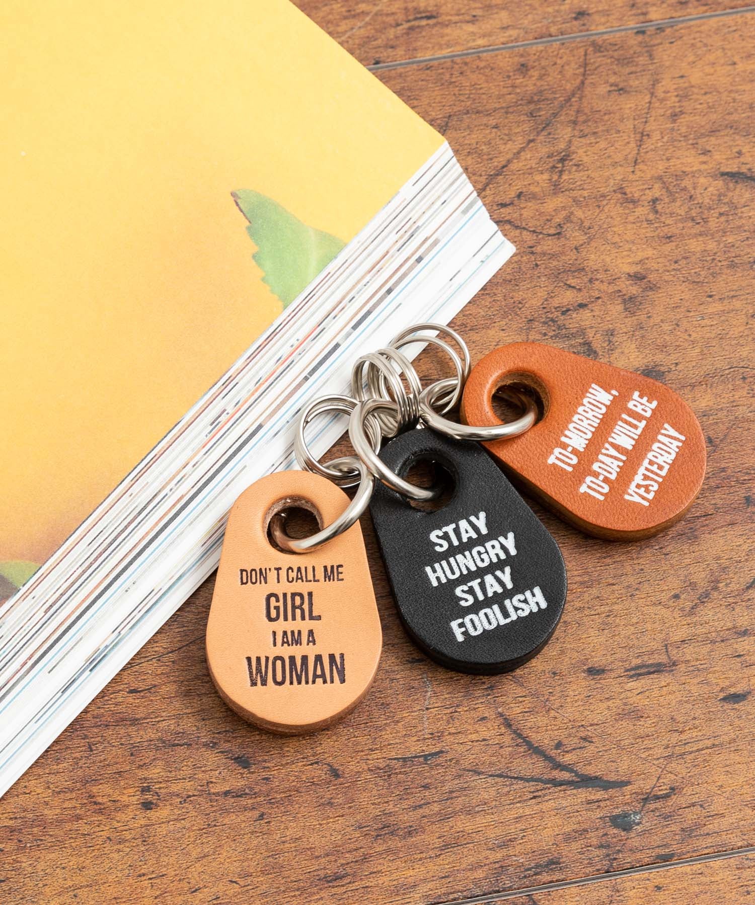 Butler Verner Sails 日本製 COWタグ レザーキーチャーム 12765