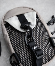THE NORTH FACE ザ・ノースフェイス HOT SHOT CROSSBODY ホットショットクロスボディバッグ/コンパクトショルダーバッグ 16388