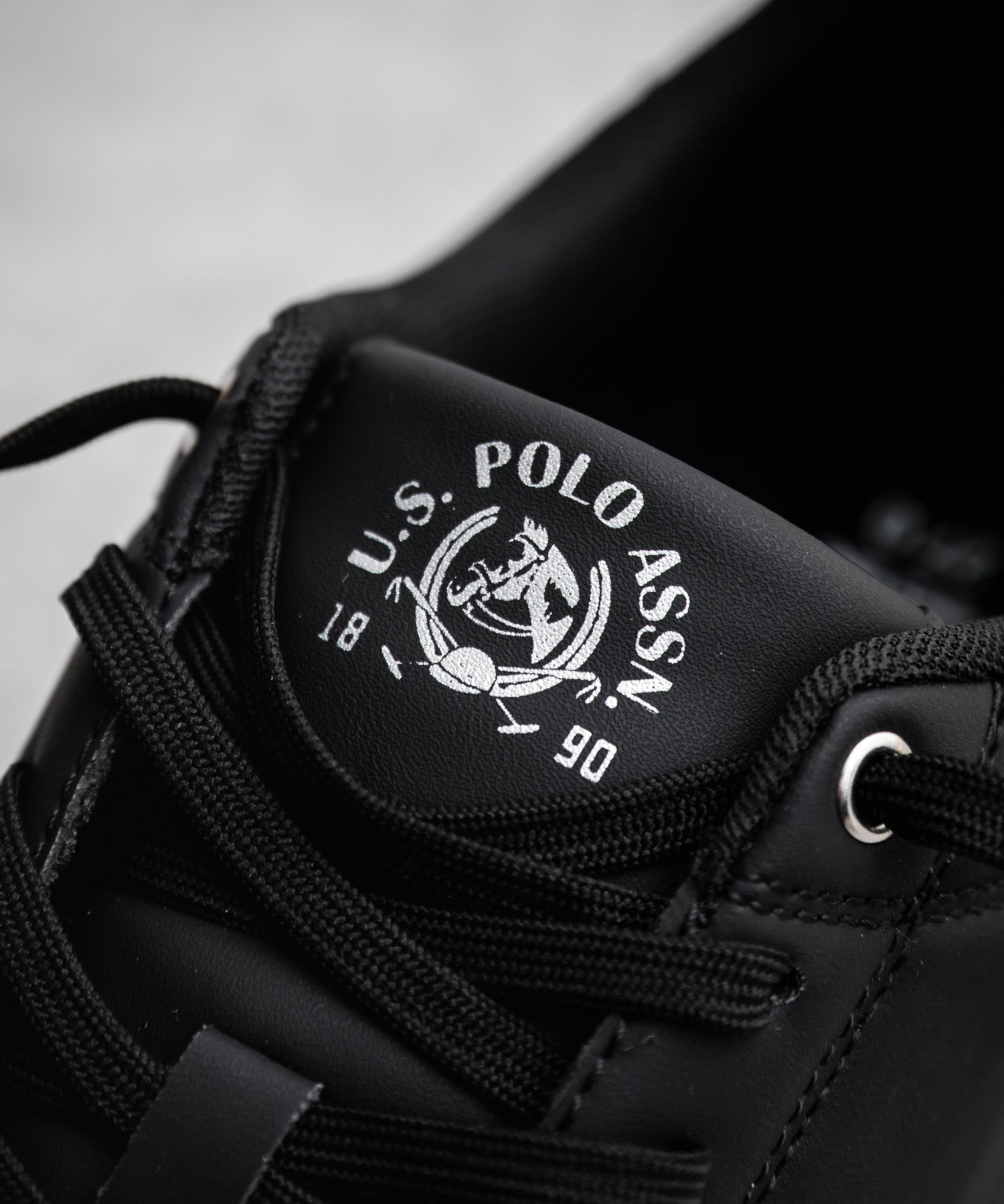 U.S. POLO ASSN. ユーエスポロアッスン ローカット 紐靴コートスニーカー 15640