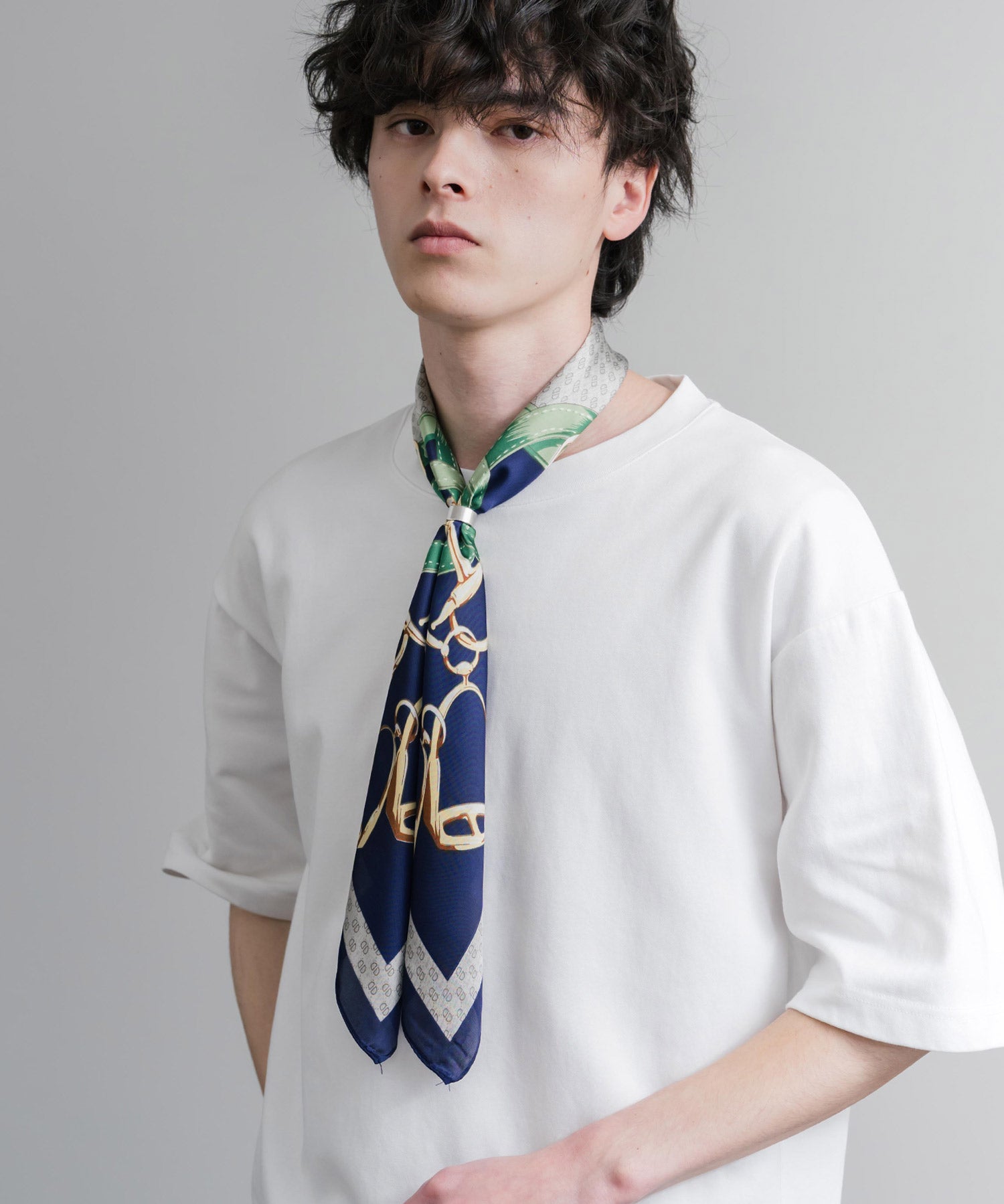 新色追加 スカーフリング付き 大判サイズ総柄スカーフ 12688