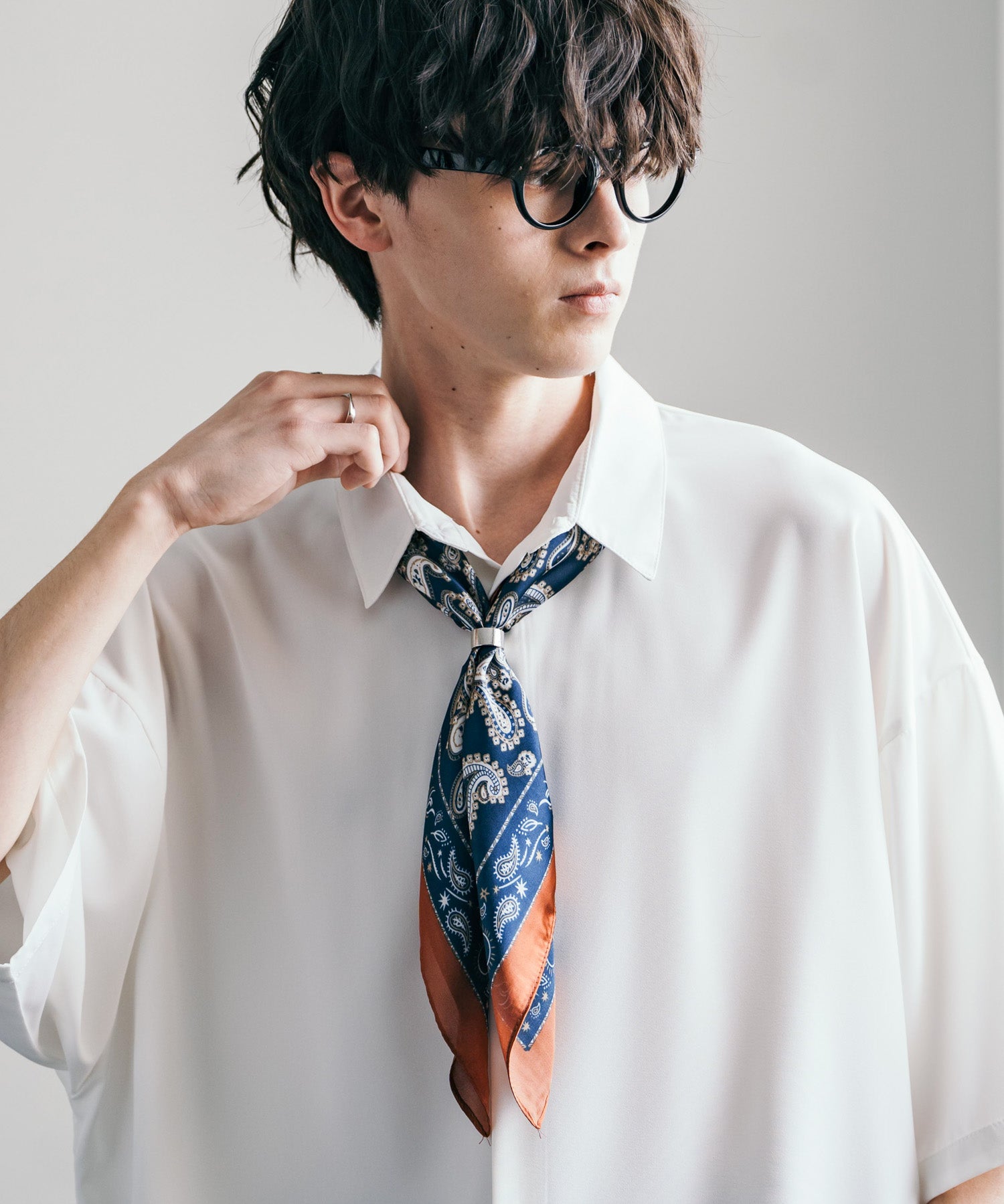 新色追加 スカーフリング付き 大判サイズ総柄スカーフ 12688