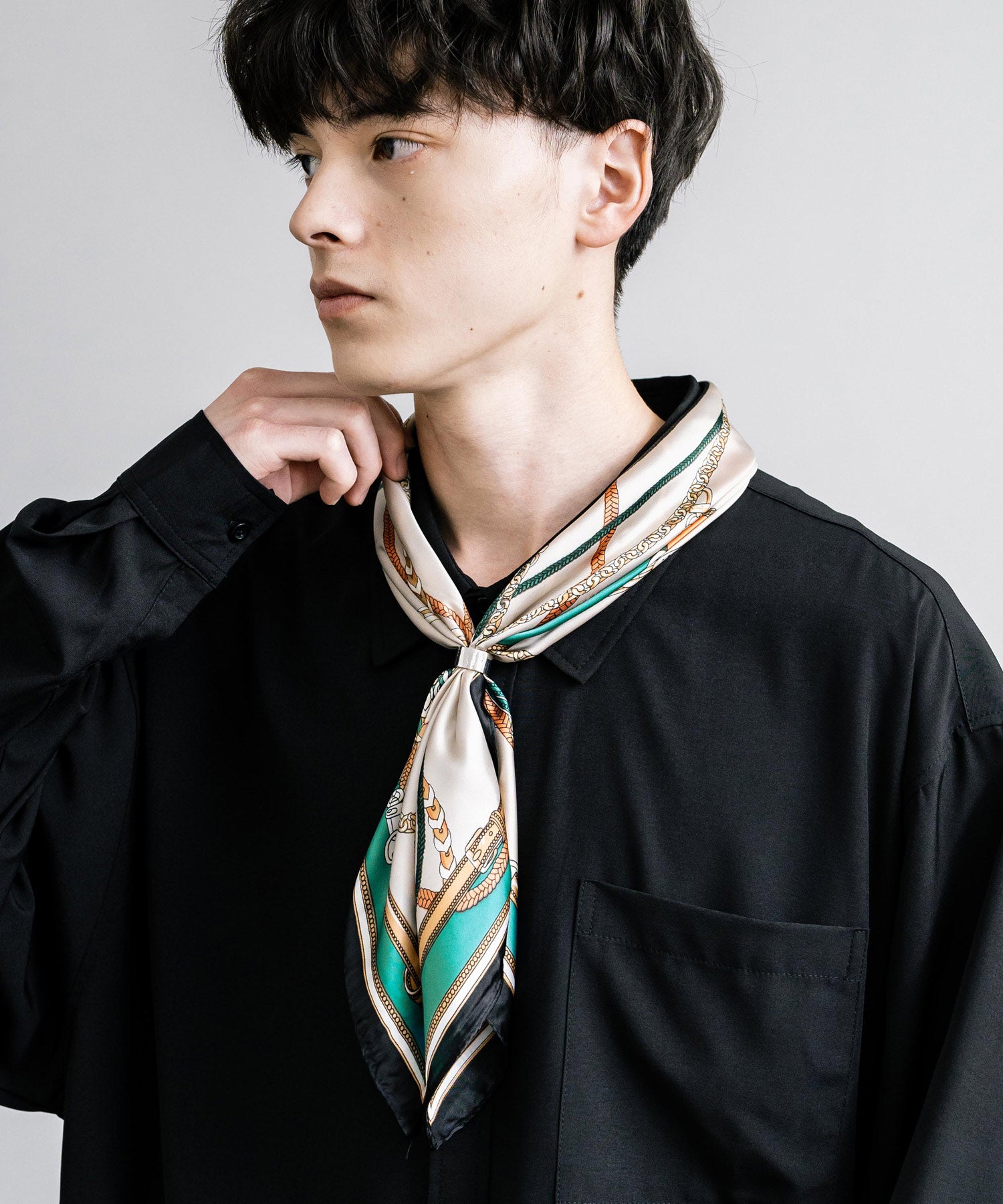 新色追加 スカーフリング付き 大判サイズ総柄スカーフ 12688