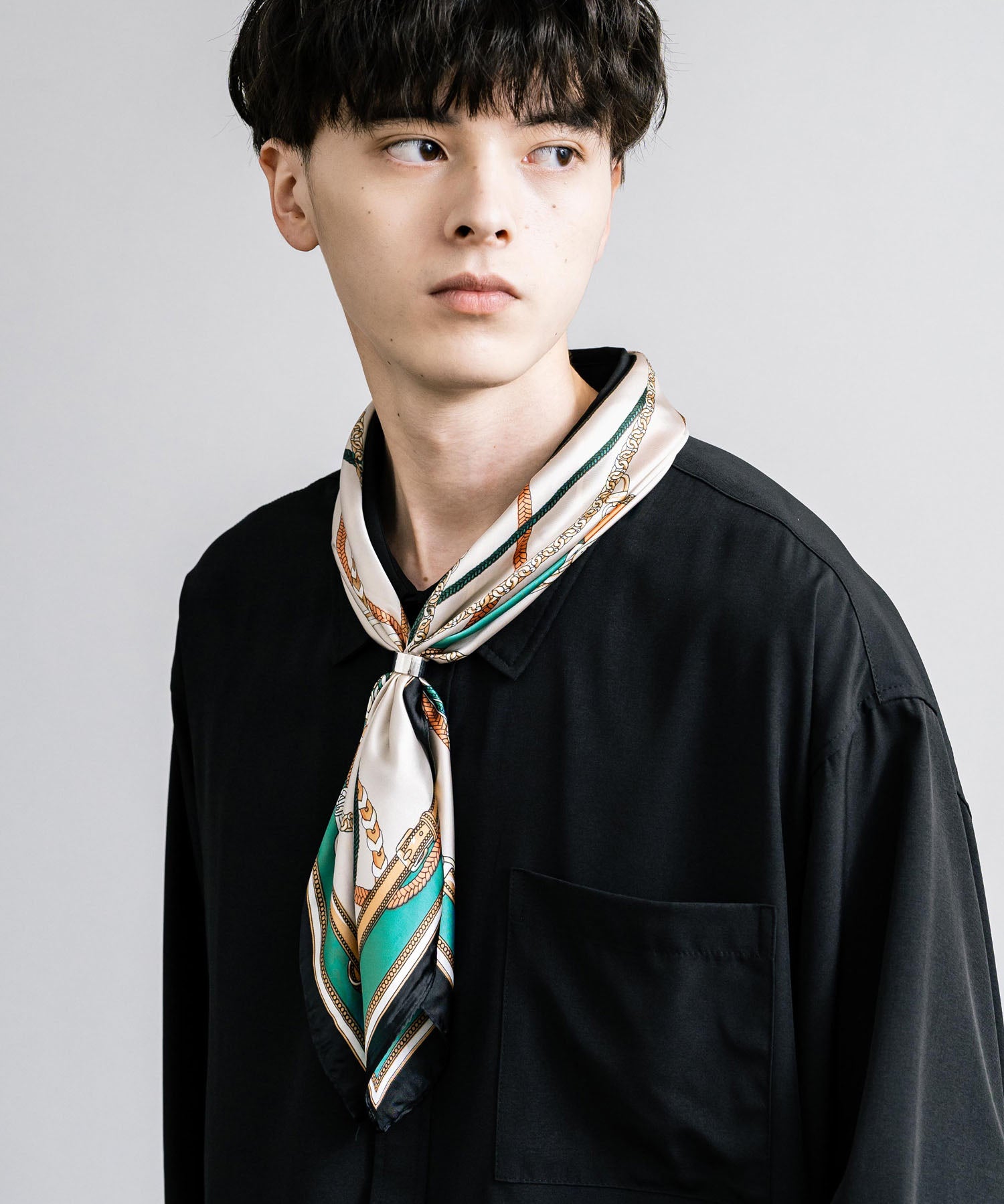 新色追加 スカーフリング付き 大判サイズ総柄スカーフ 12688