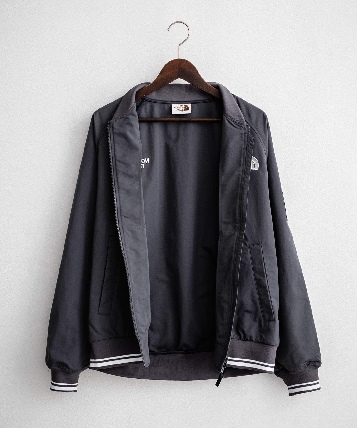 日本未展開モデル THE NORTH FACE ザ・ノースフェイス WHITE LABEL ホワイトレーベル OLEMA EX BOMBER 韓国限定 オーバーサイズワンポイントロゴボンバージャケット