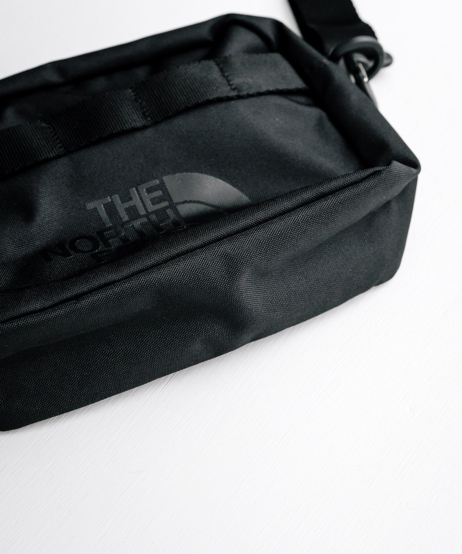 THE NORTH FACE ザ・ノースフェイス WHITE LABEL ホワイトレーベル 韓国限定 WL Logo Cross Bag S ロゴクロスバッグ ショルダーバッグ