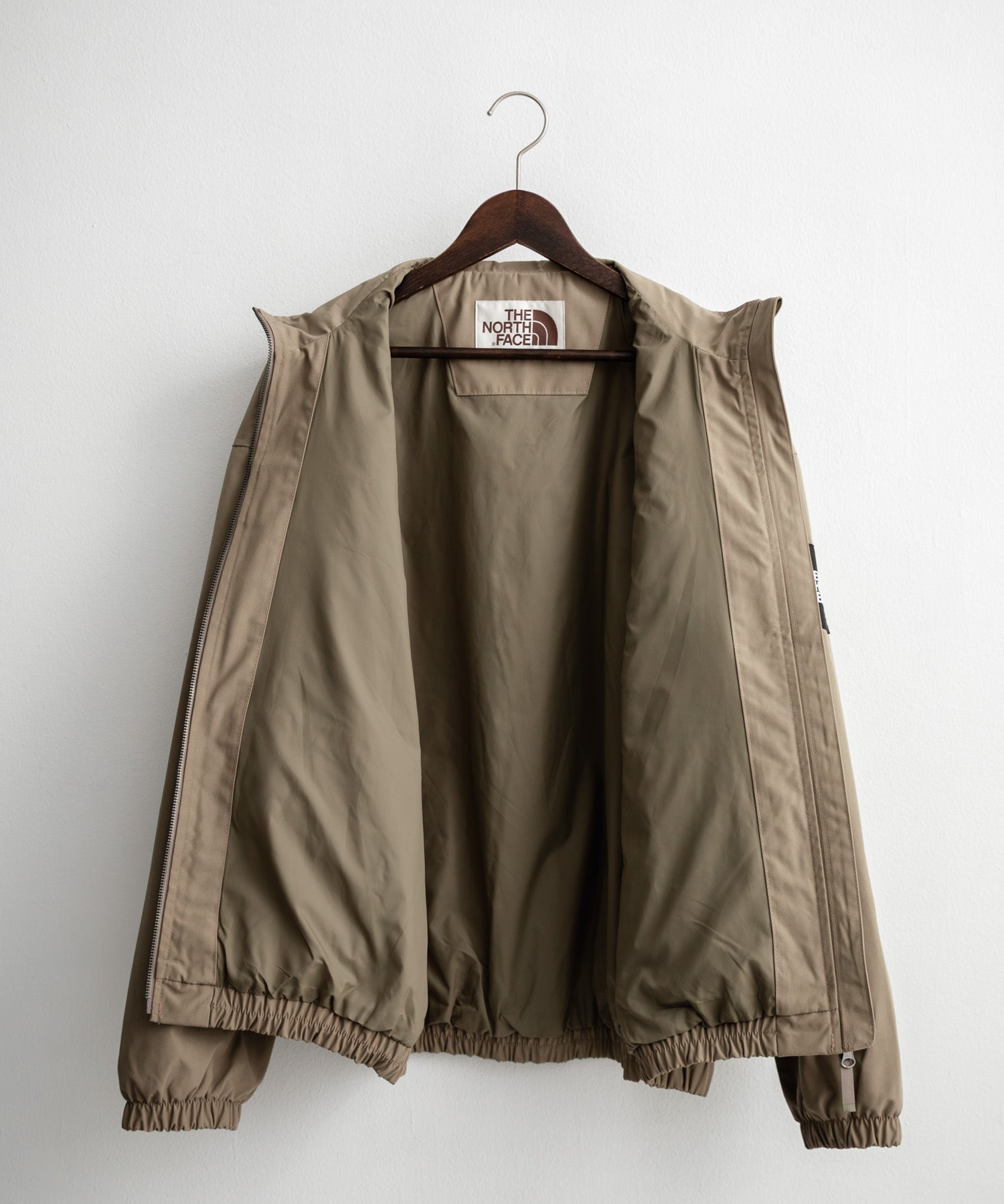 日本未展開モデル WHITE LABEL THE NORTH FACE NEILTON EX JACKET NEILTON EX JACKET オーバーサイズワンポイントロゴ刺繍ニールトンジャケット 15601