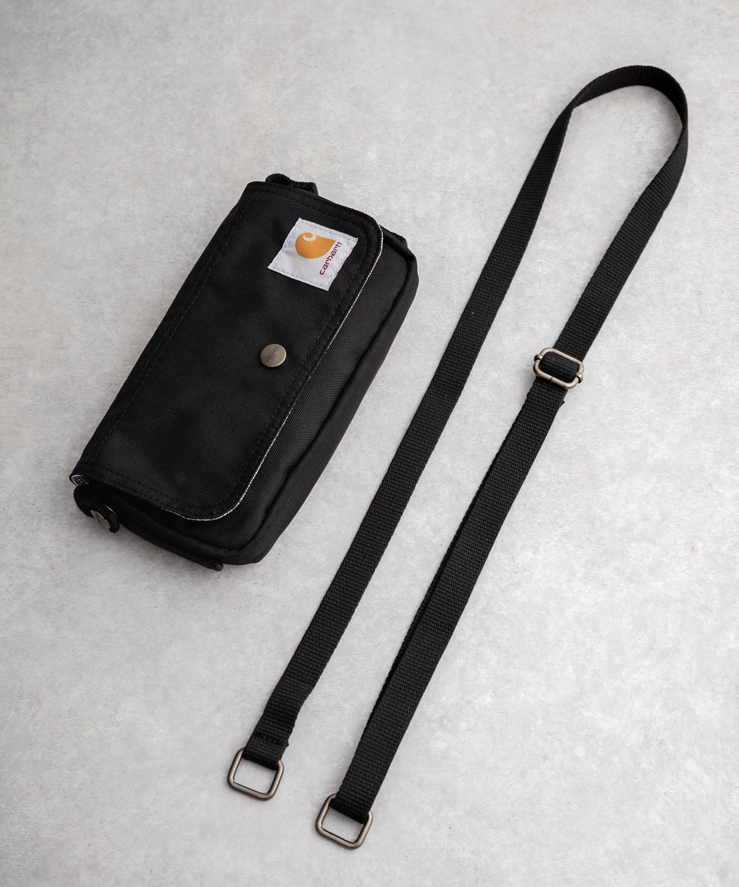 Carhartt カーハート Crossbody Horizontal Bag 横型クロスボディバッグ/ワンポイントロゴ斜め掛けショルダーバッグ 15536