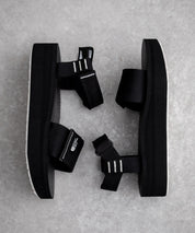 THE NORTH FACE W SKEENA SANDAL PLATFORM オンライン限定 ワンポイントロゴボリュームソール厚底スポーツサンダル 16220