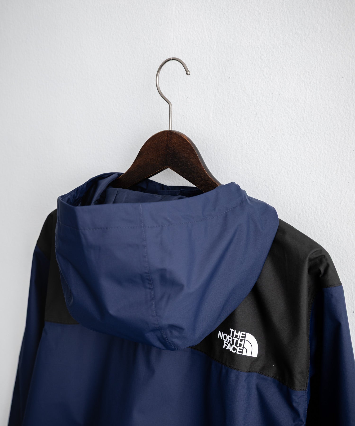 THE NORTH FACE ザ・ノースフェイス ANTORA JACKET DRYVENTオーバーサイズワンポイントロゴアントラジャケット/マウンテンパーカー 16366