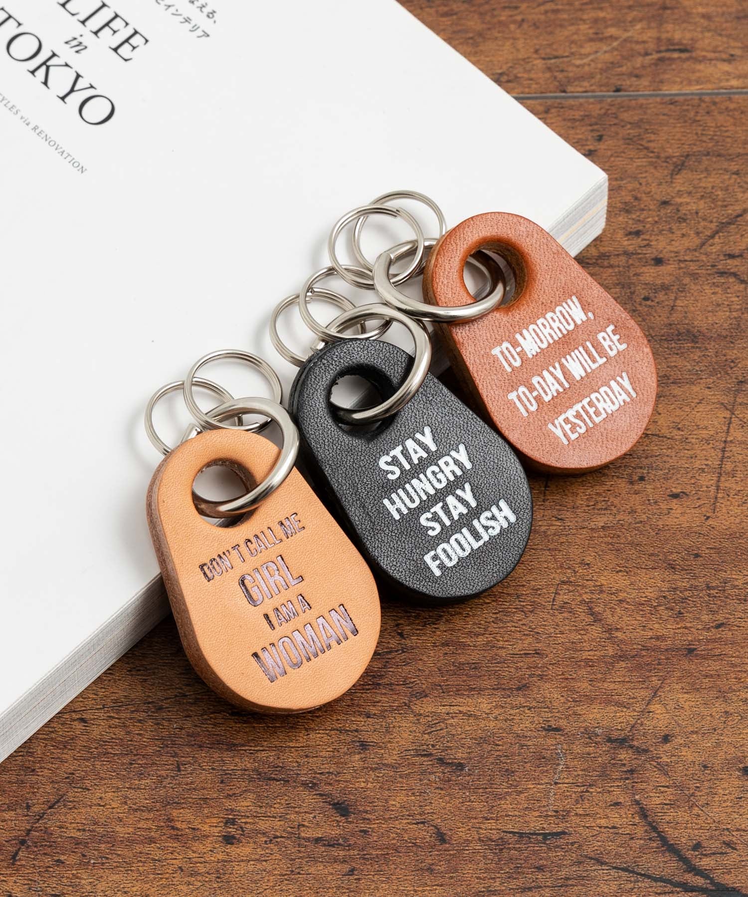 Butler Verner Sails 日本製 COWタグ レザーキーチャーム 12765