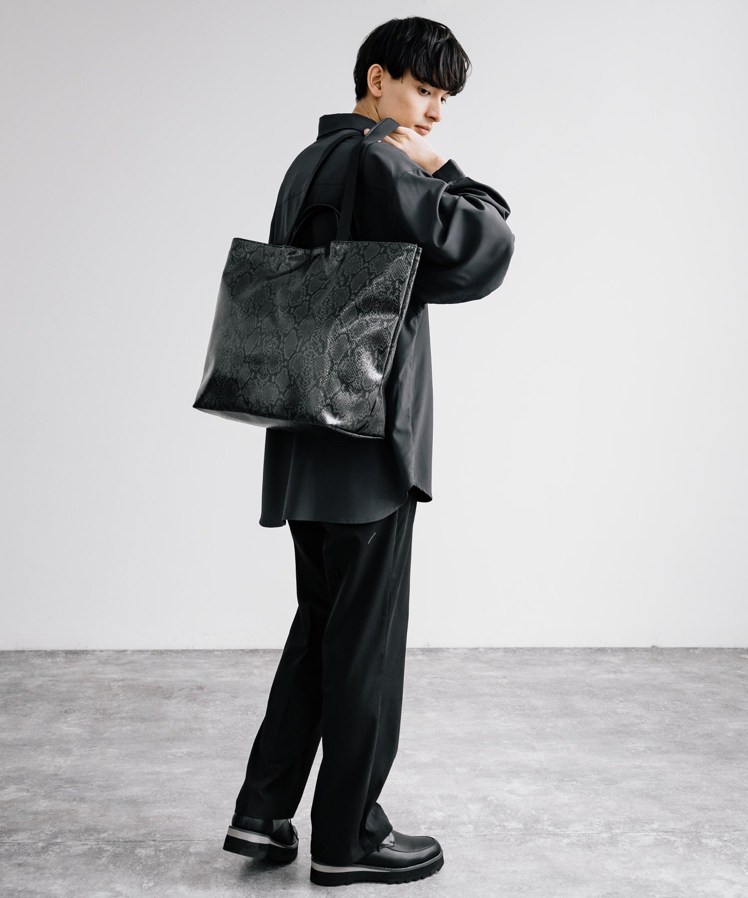 Butler Verner Sails バトラーバーナーセイルズ 日本製 国産 スネーク柄2WAYトートバッグ JI-2854 13473