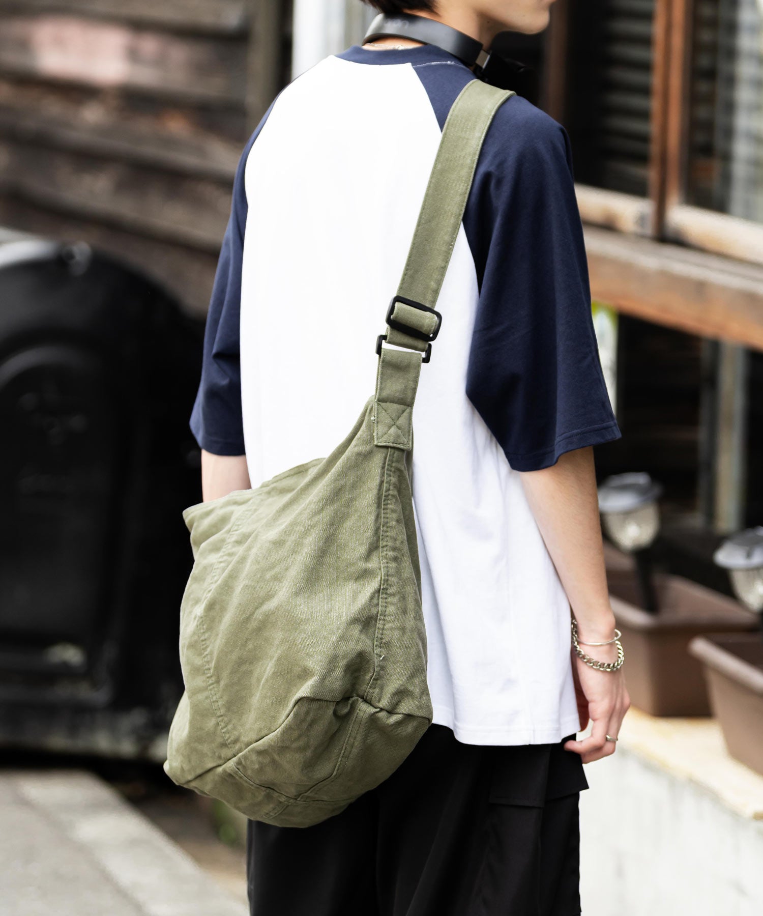 ビッグキャンバスショルダーバッグ 13629