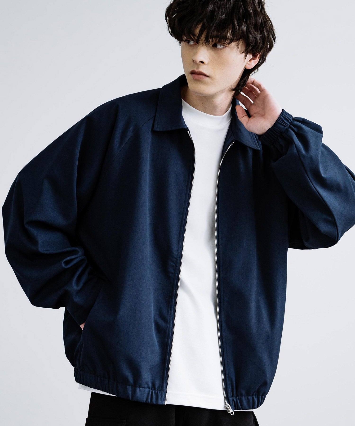 オーバーサイズドルマンスリーブショートブルゾン 13724