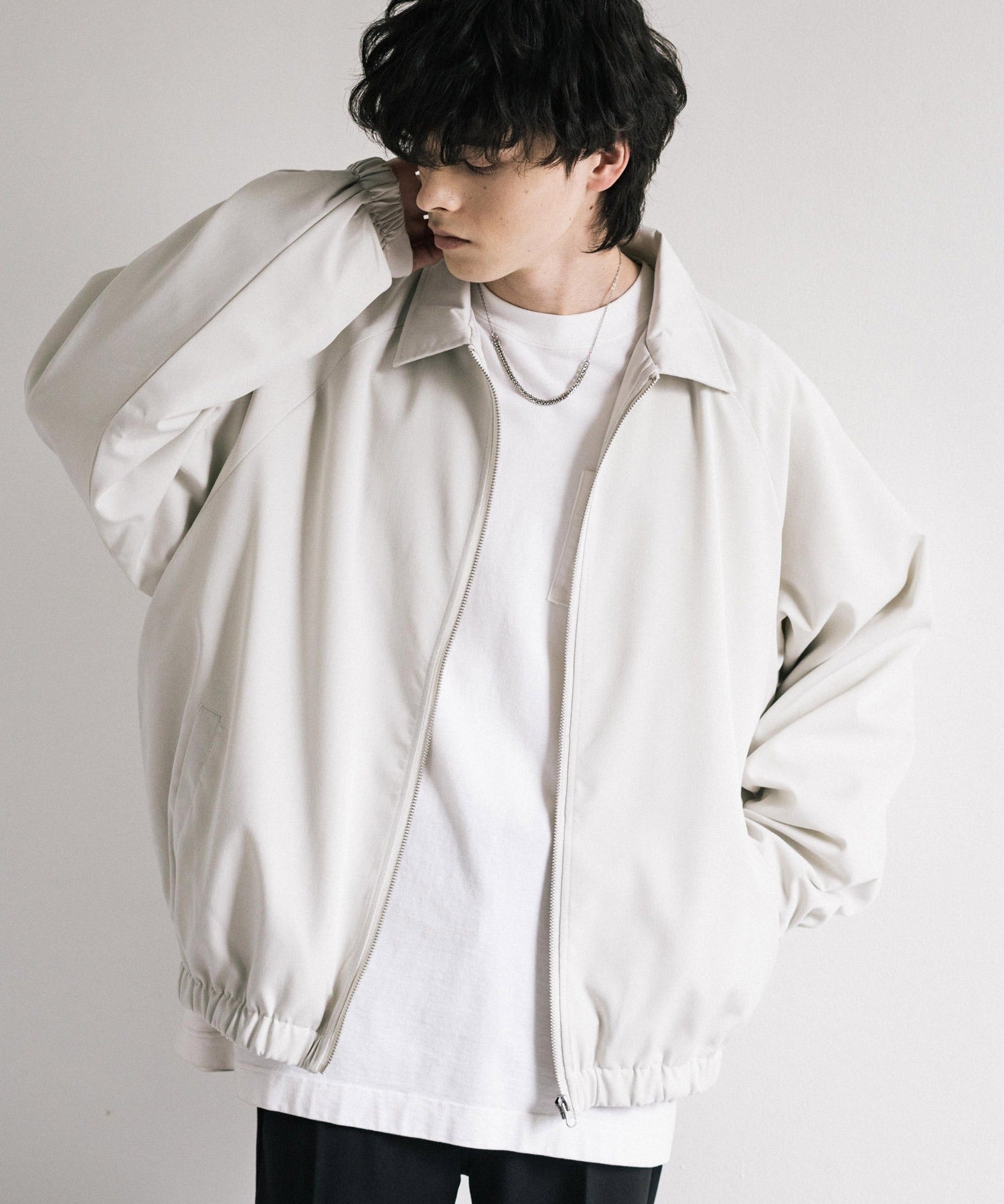 オーバーサイズドルマンスリーブショートブルゾン 13724