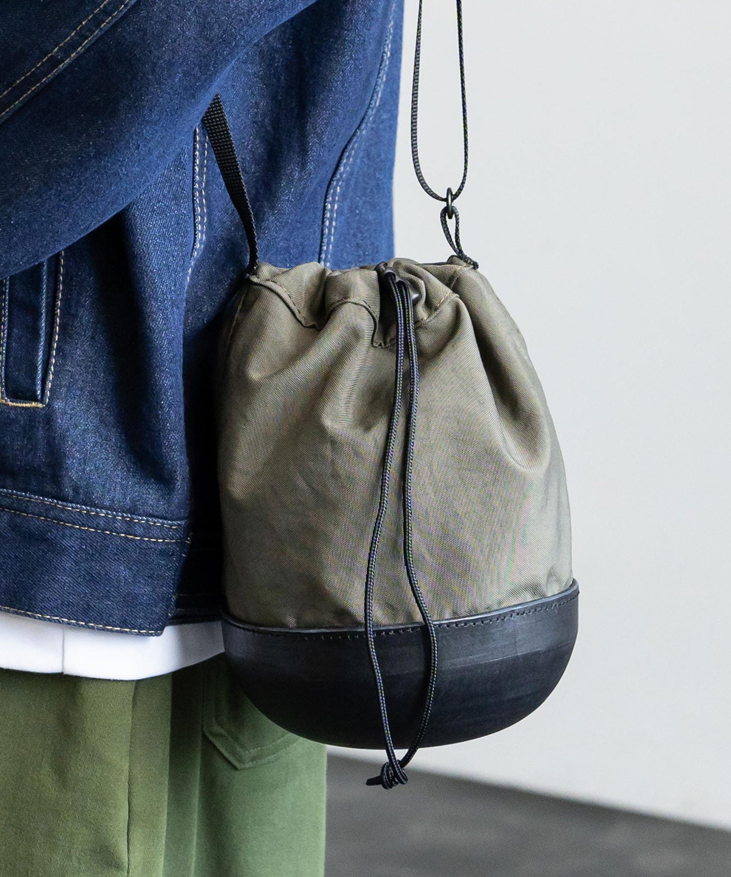 国産 モールドレザー×シワ加工ナイロン巾着ショルダー JA-2865 13793