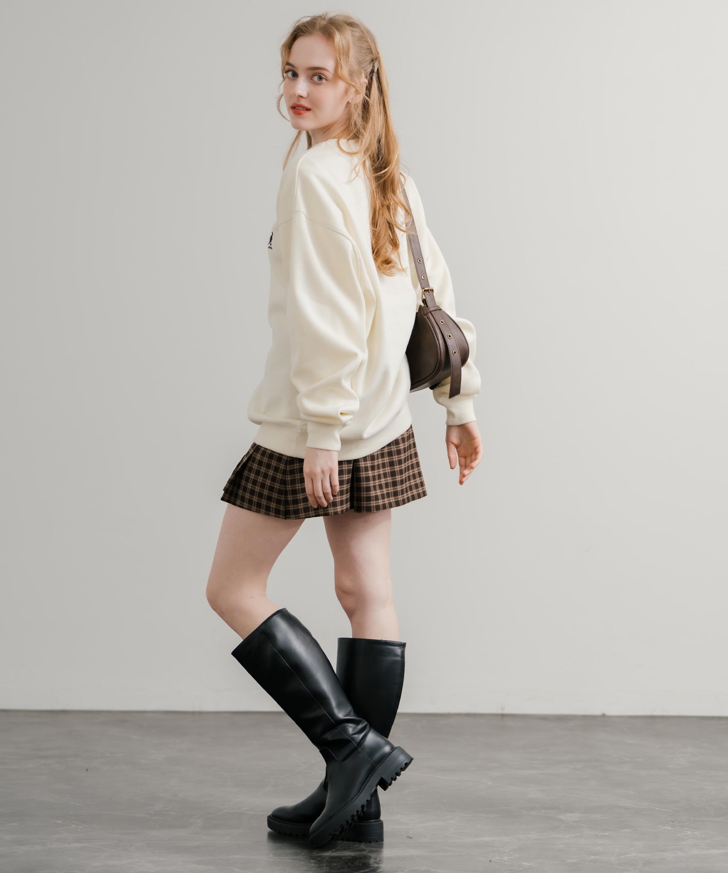 新色追加 KANGOL カンゴール 別注コラボ オーバーサイズ裏起毛ワンポイントロゴ刺繍スウェット 13836