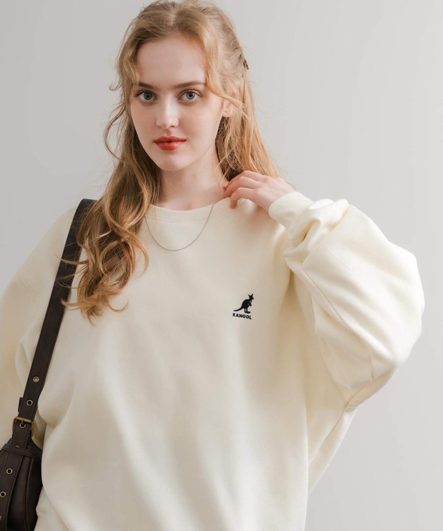 新色追加 KANGOL カンゴール 別注コラボ オーバーサイズ裏起毛ワンポイントロゴ刺繍スウェット 13836 【セットアップ可能】