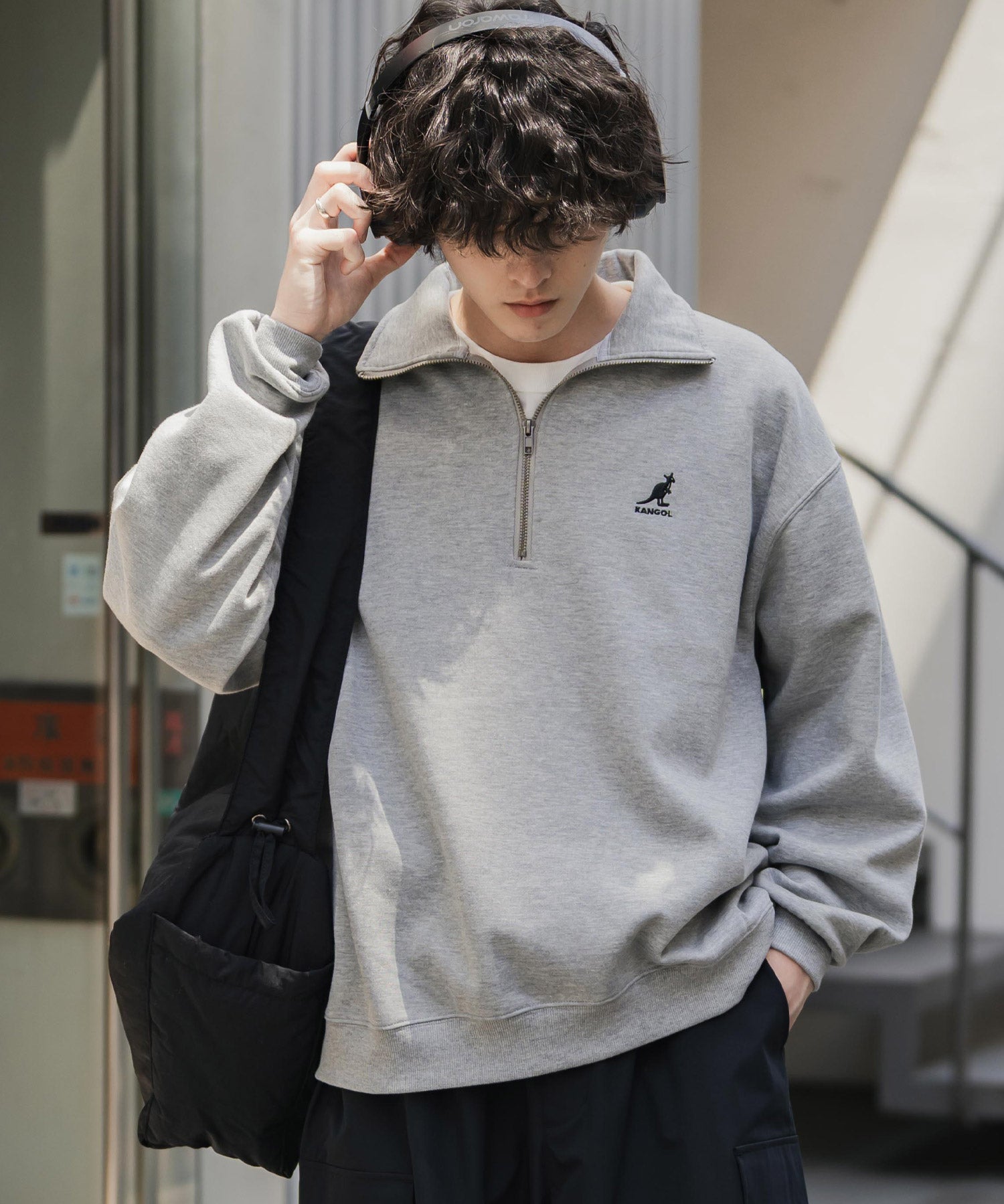 新色追加 KANGOL カンゴール 別注コラボオーバーサイズ裏起毛ロゴ刺繍ハーフジップハイネックスウェットトレーナー 13840 【セットアップ可能】