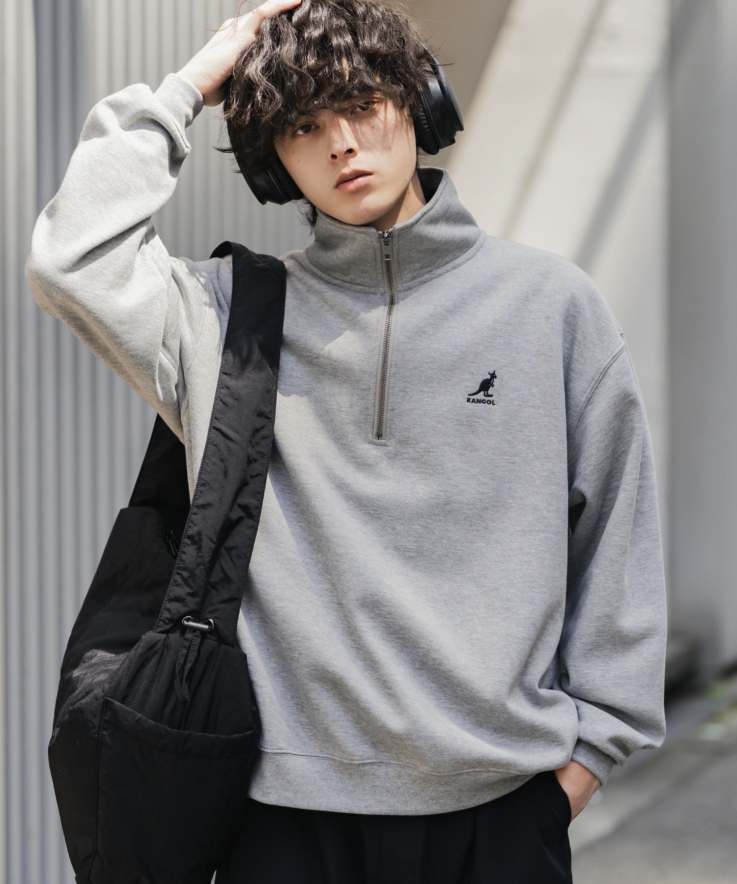 新色追加 KANGOL カンゴール 別注コラボオーバーサイズ裏起毛ロゴ刺繍ハーフジップハイネックスウェットトレーナー 13840 【セットアップ可能】
