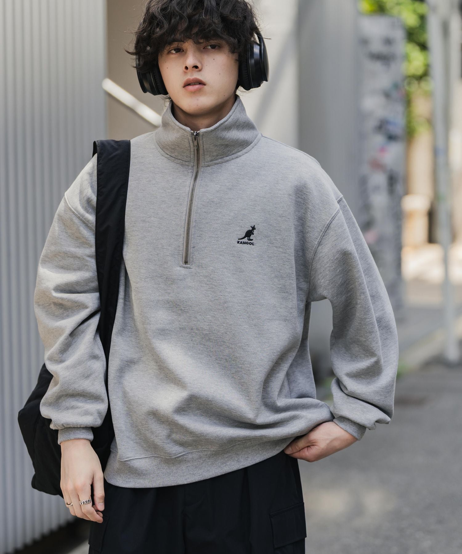 新色追加 KANGOL カンゴール 別注コラボオーバーサイズ裏起毛ロゴ刺繍ハーフジップハイネックスウェットトレーナー 13840 【セットアップ可能】