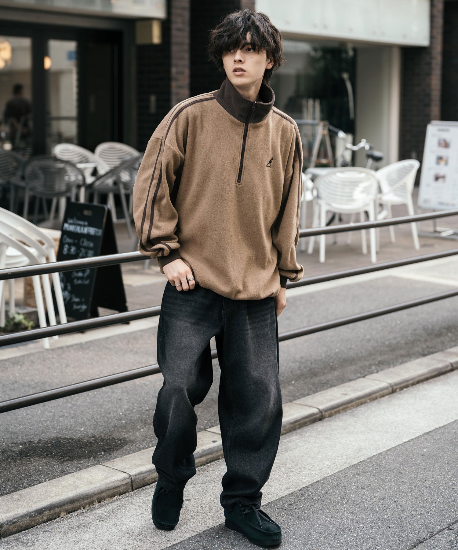 新色追加 KANGOL カンゴール 別注コラボオーバーサイズサイドラインワンポイントロゴ刺繍ハーフジップフリーストレーナー 13847
