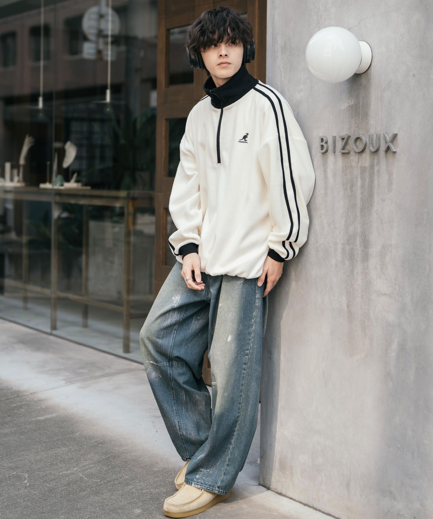 新色追加 KANGOL カンゴール 別注コラボオーバーサイズサイドラインワンポイントロゴ刺繍ハーフジップフリーストレーナー 13847
