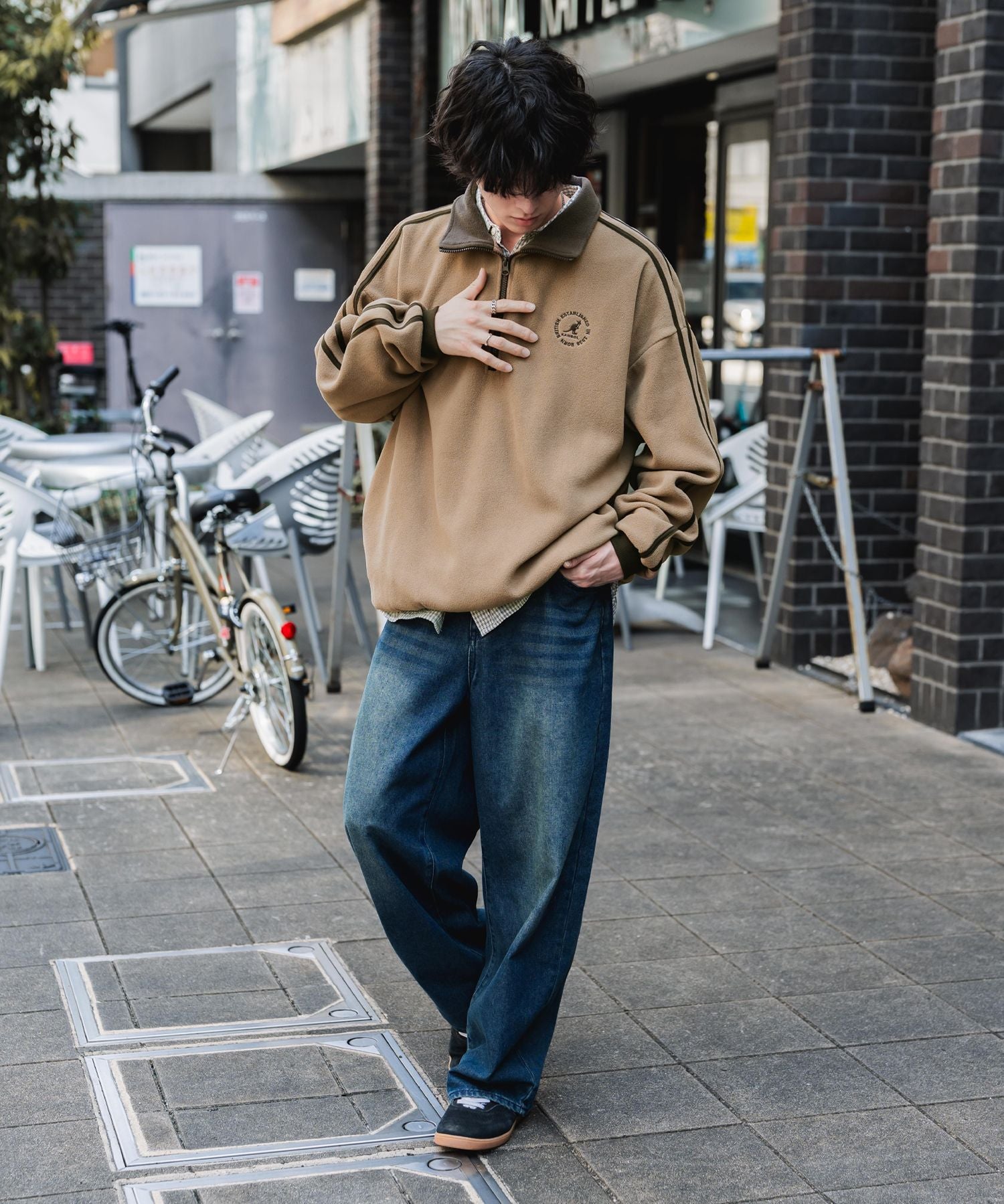 新色追加 KANGOL カンゴール 別注コラボオーバーサイズサイドラインワンポイントロゴ刺繍ハーフジップフリーストレーナー 13847