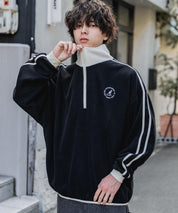 新色追加 KANGOL カンゴール 別注コラボオーバーサイズサイドラインワンポイントロゴ刺繍ハーフジップフリーストレーナー 13847