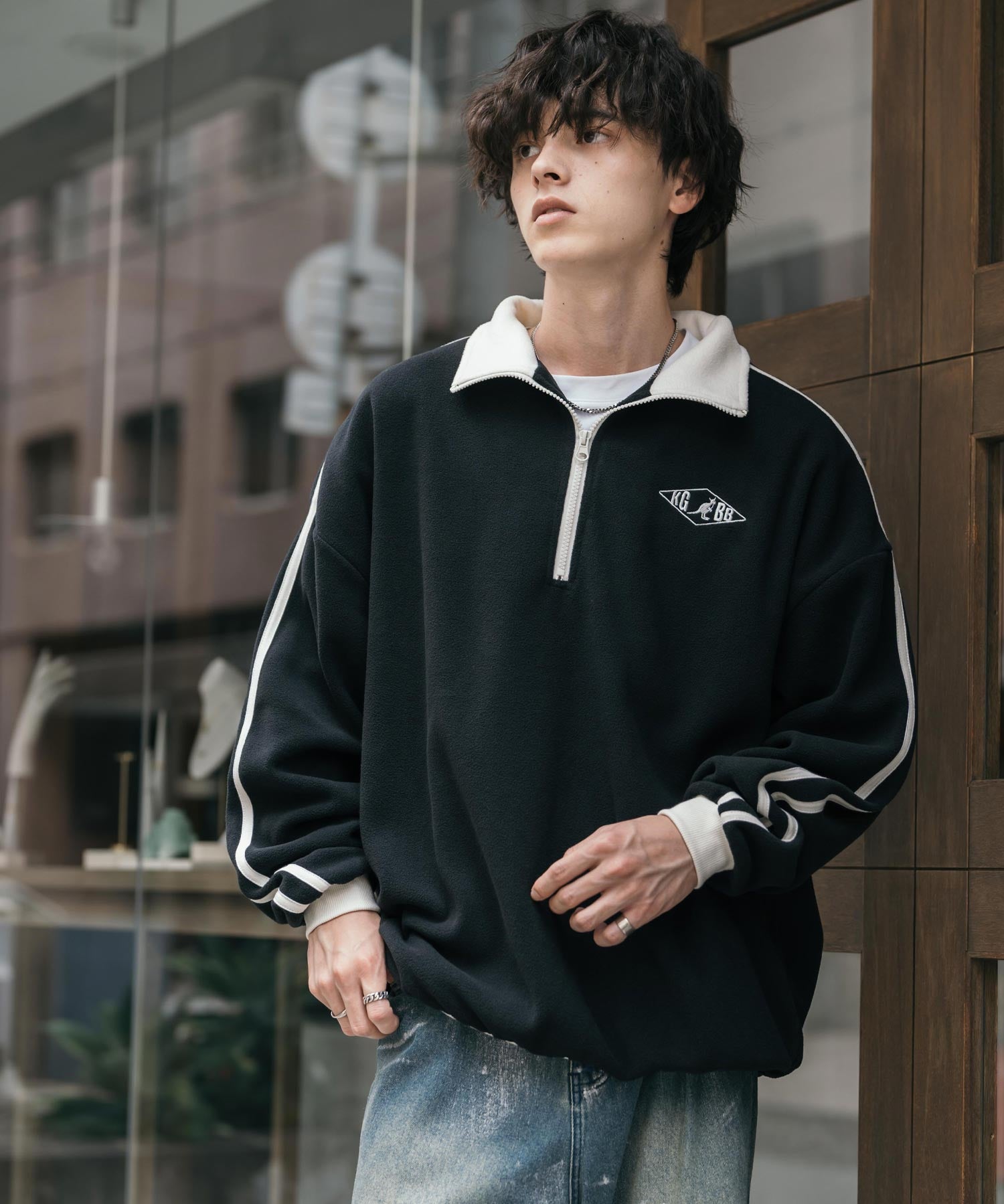 新色追加 KANGOL カンゴール 別注コラボオーバーサイズサイドラインワンポイントロゴ刺繍ハーフジップフリーストレーナー 13847