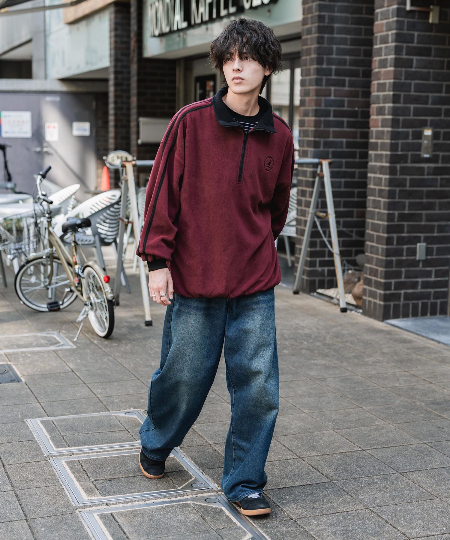 新色追加 KANGOL カンゴール 別注コラボオーバーサイズサイドラインワンポイントロゴ刺繍ハーフジップフリーストレーナー 13847