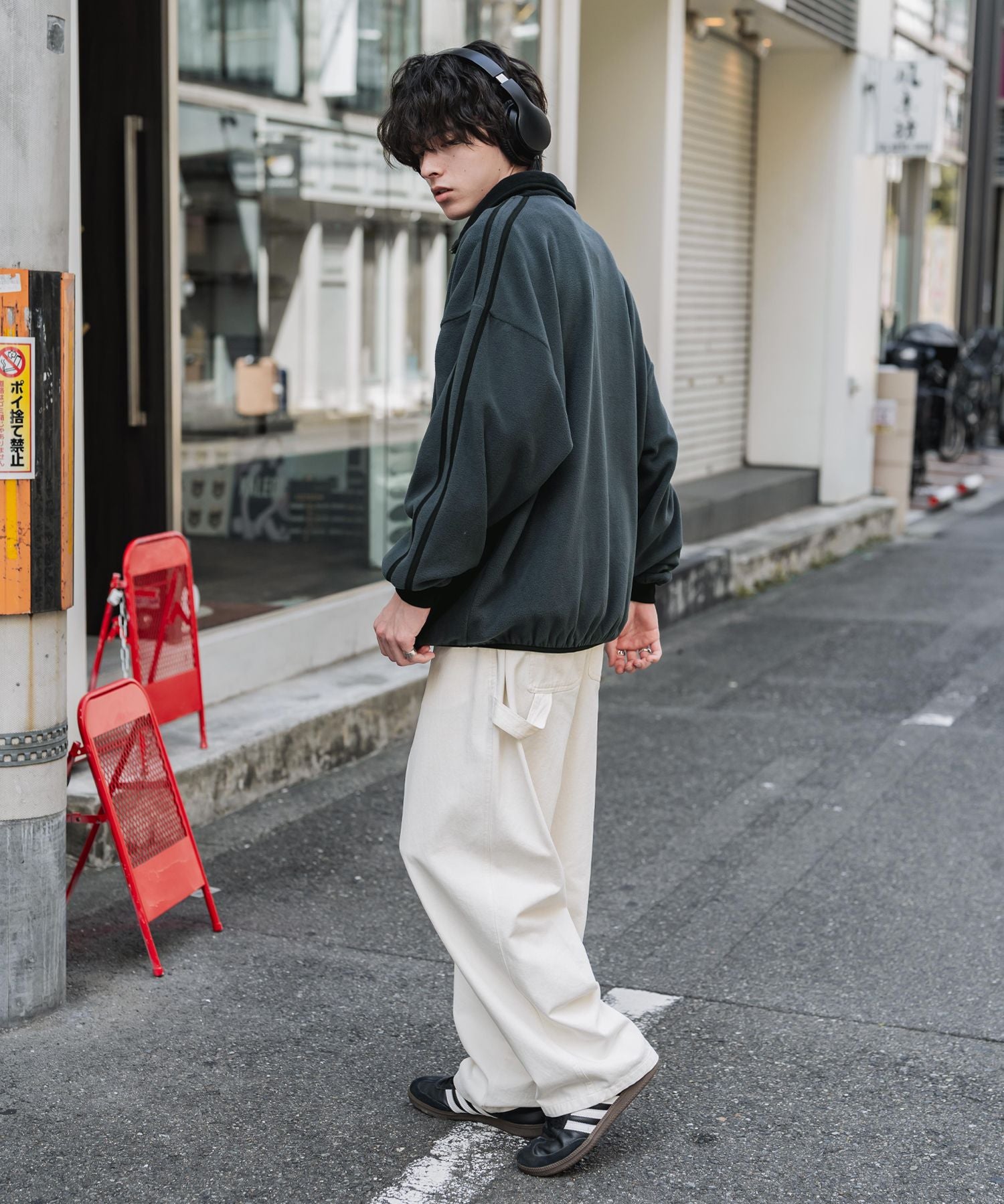 新色追加 KANGOL カンゴール 別注コラボオーバーサイズサイドラインワンポイントロゴ刺繍ハーフジップフリーストレーナー 13847