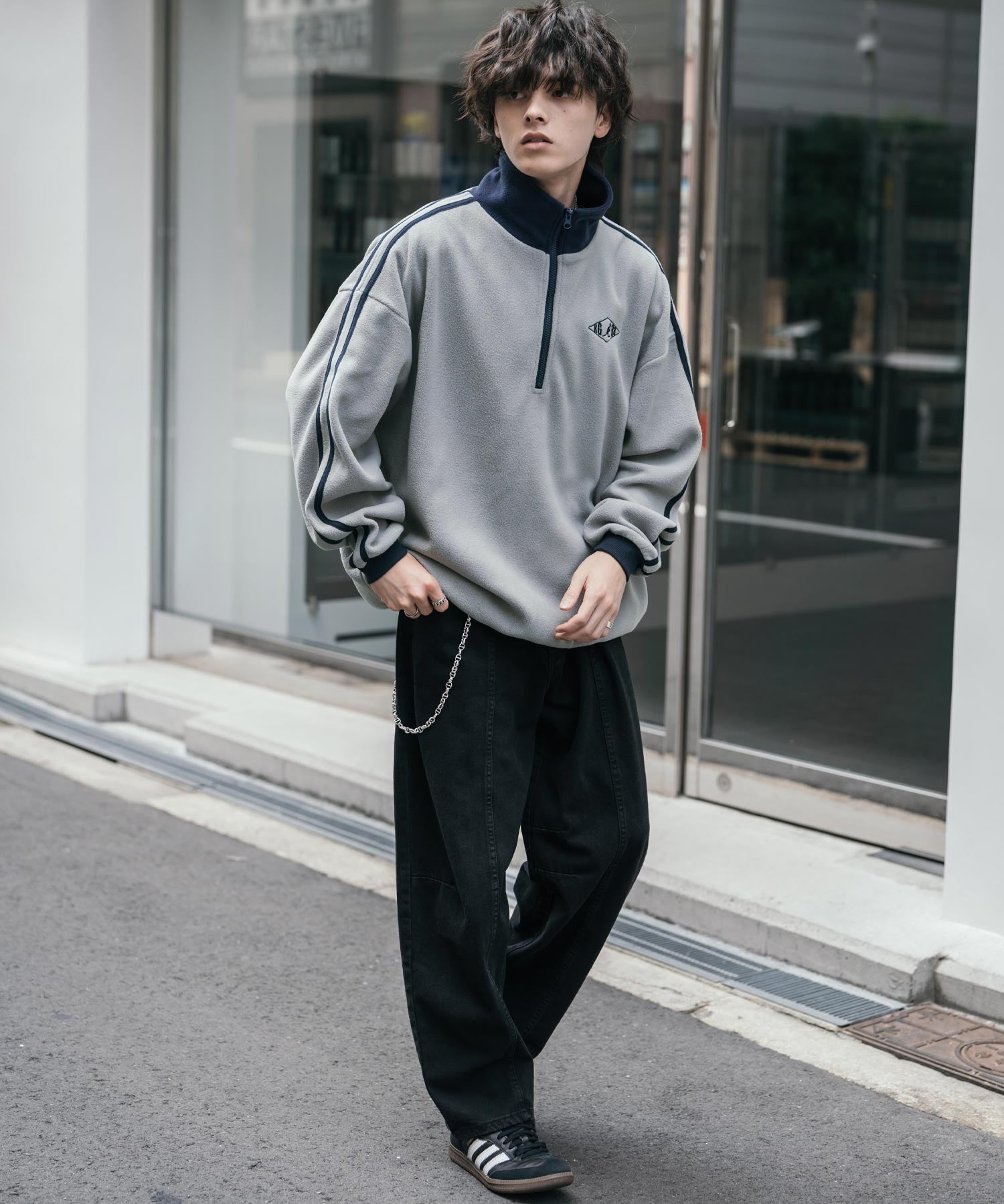新色追加 KANGOL カンゴール 別注コラボオーバーサイズサイドラインワンポイントロゴ刺繍ハーフジップフリーストレーナー 13847