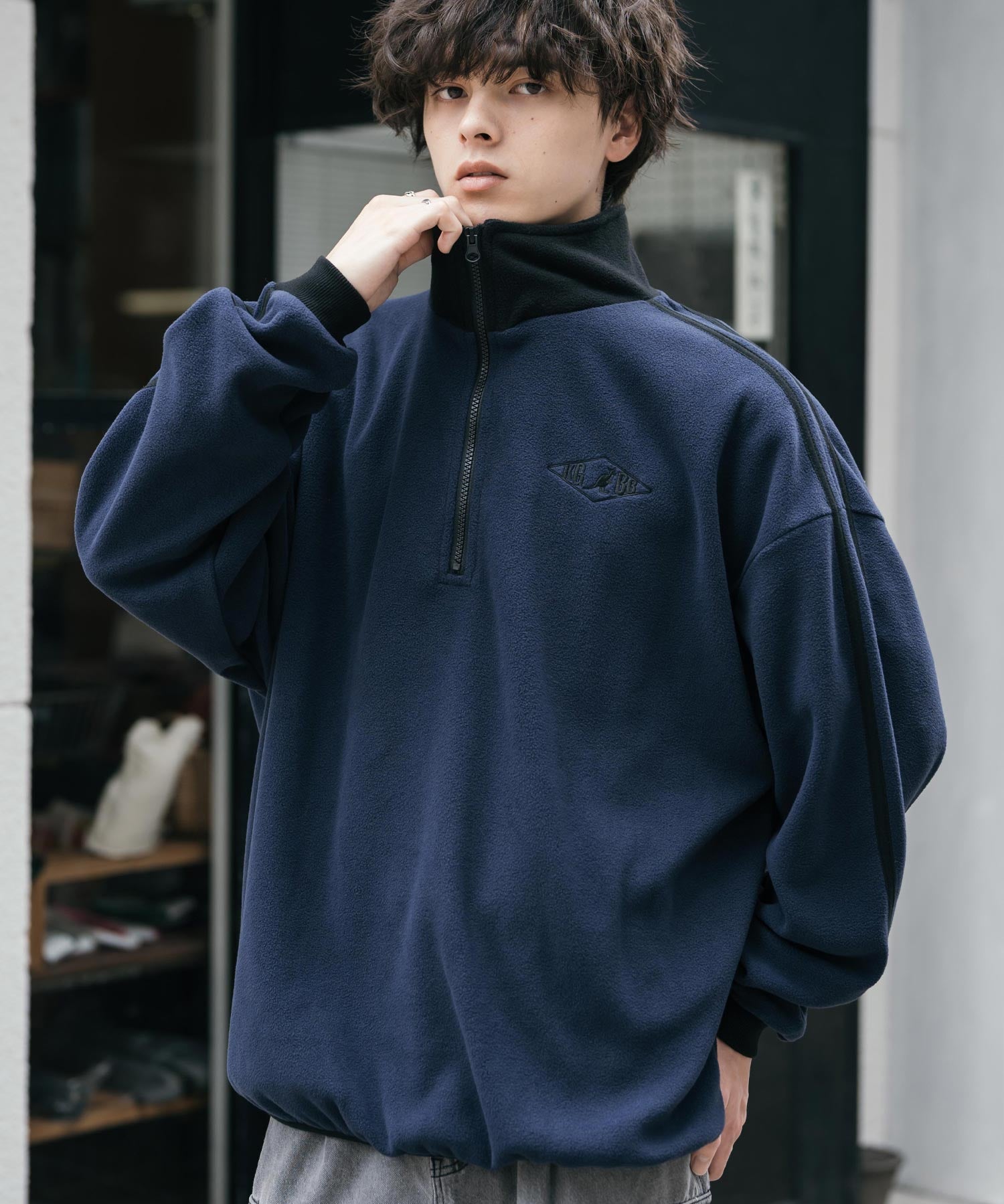 新色追加 KANGOL カンゴール 別注コラボオーバーサイズサイドラインワンポイントロゴ刺繍ハーフジップフリーストレーナー 13847