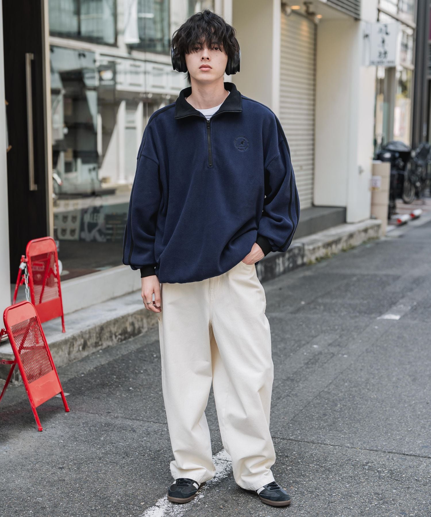 新色追加 KANGOL カンゴール 別注コラボオーバーサイズサイドラインワンポイントロゴ刺繍ハーフジップフリーストレーナー 13847