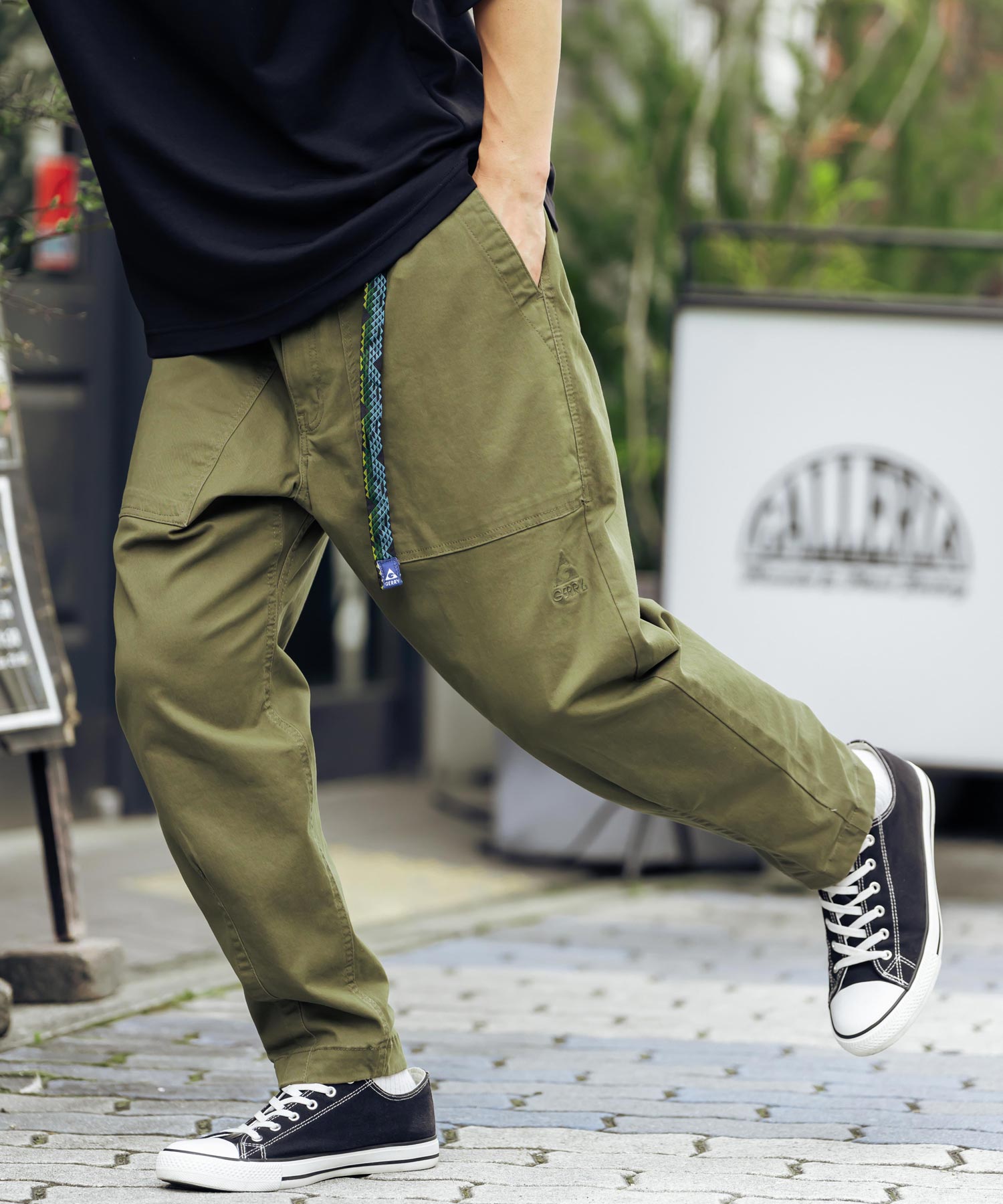 GERRY ジェリー ストレッチチノ・デニムルーズテーパードクライミング