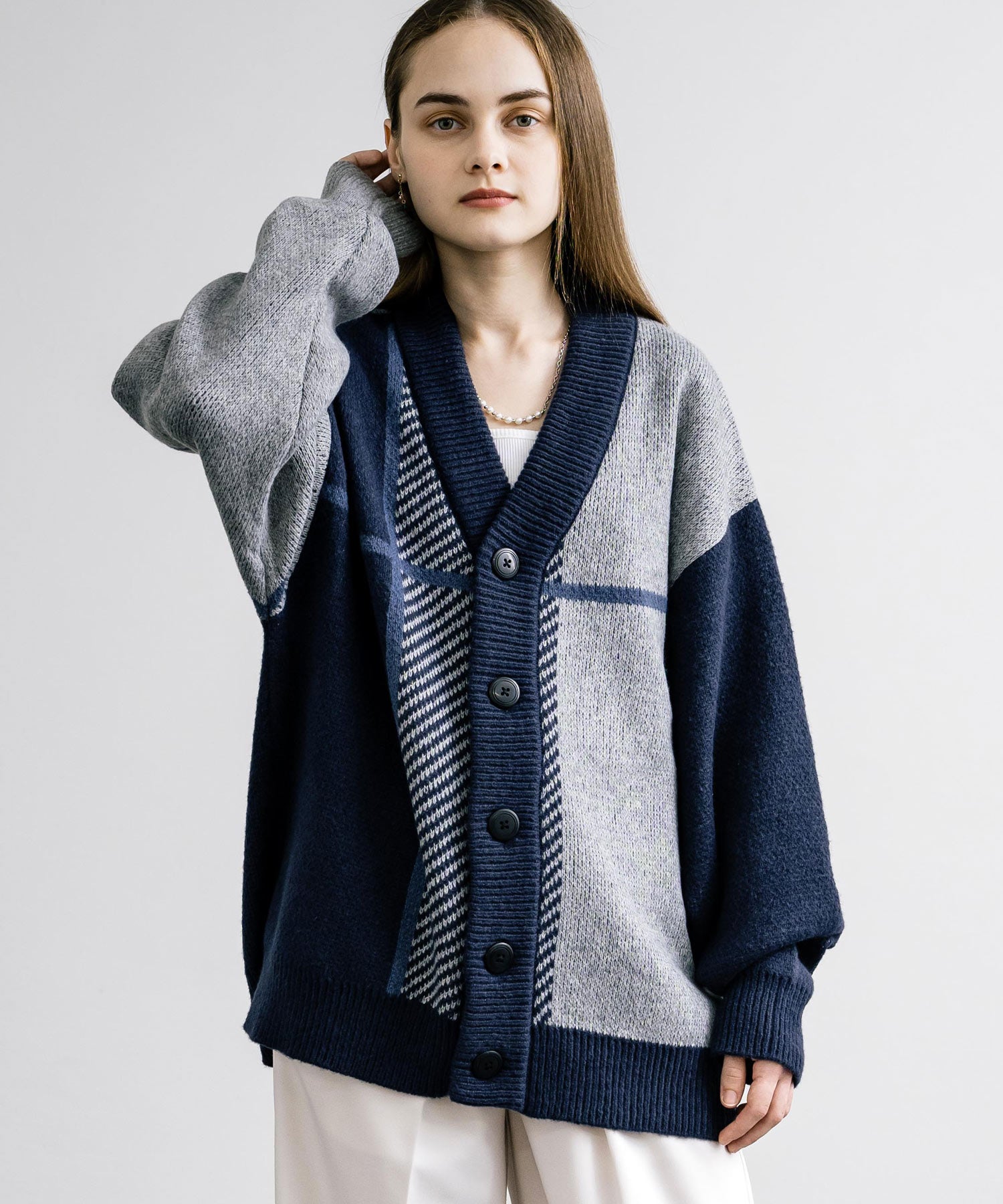 オーバーサイズ 7Gクロスチェック柄Vネックカーディガン – Rocky Monroe