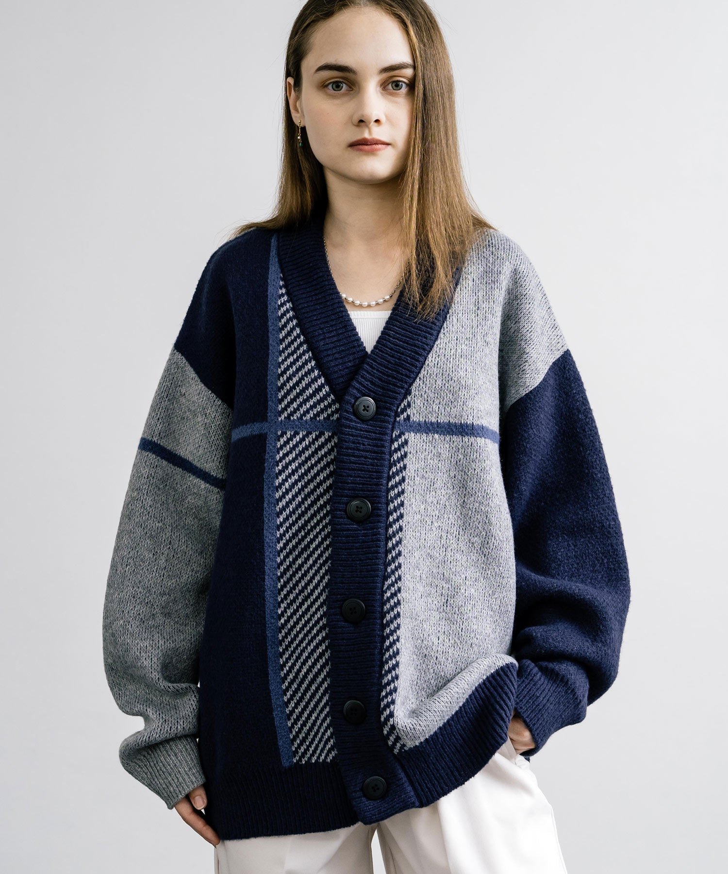 オーバーサイズ 7Gクロスチェック柄Vネックカーディガン – Rocky Monroe