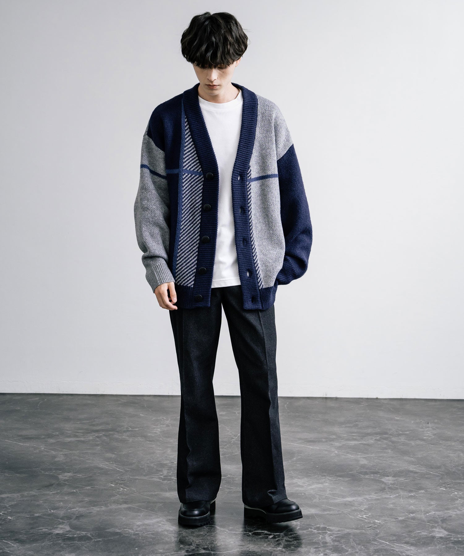 オーバーサイズ 7Gクロスチェック柄Vネックカーディガン – Rocky Monroe